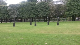 Jardin des Tuileries - Statuettes
